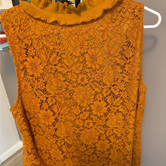 J Crew lace tank- size large - Picture 2 of 3